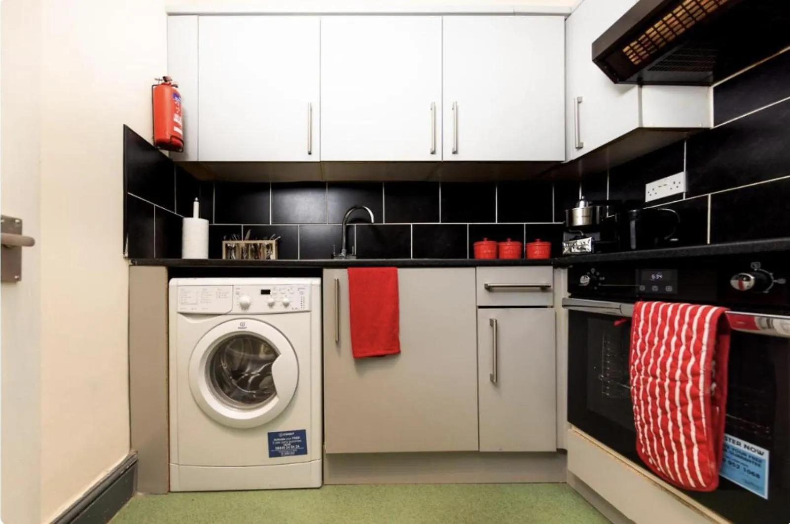 Warm & Welcoming Apartment, City Center - Meadows 4 Edinburgh