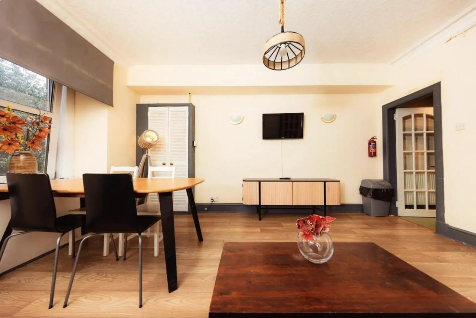 Warm & Welcoming Apartment, City Center - Meadows 4 Edinburgh